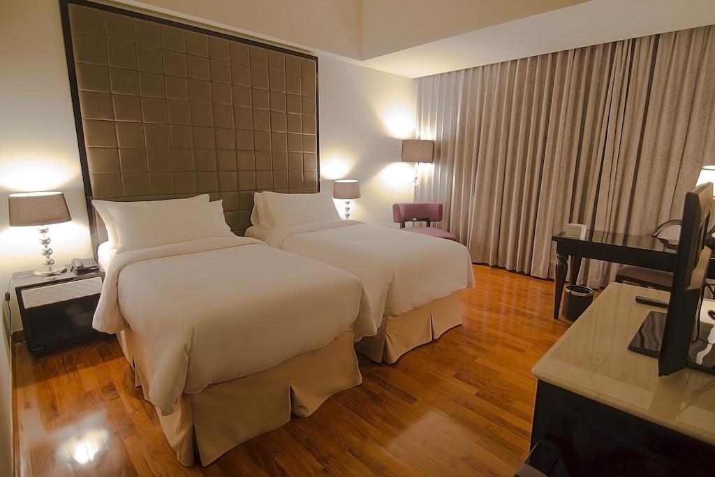 蒂拉德亚酒店 雅加达 客房 照片